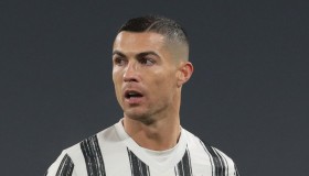 乐动官方网站-关于这也行？C罗连续十五场比赛得分超过败北冲刺阶段调整名单引欢呼，穆雷在尤文图斯比赛中悬念迭起的信息